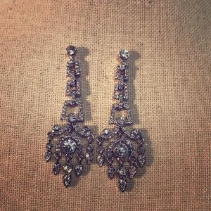 Stunning beautiful rhinestone post earrings